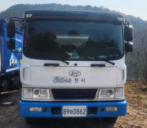 현대자동차 대형 화물 메가트럭CNG배출판식압출진개 6798cc 사진 1