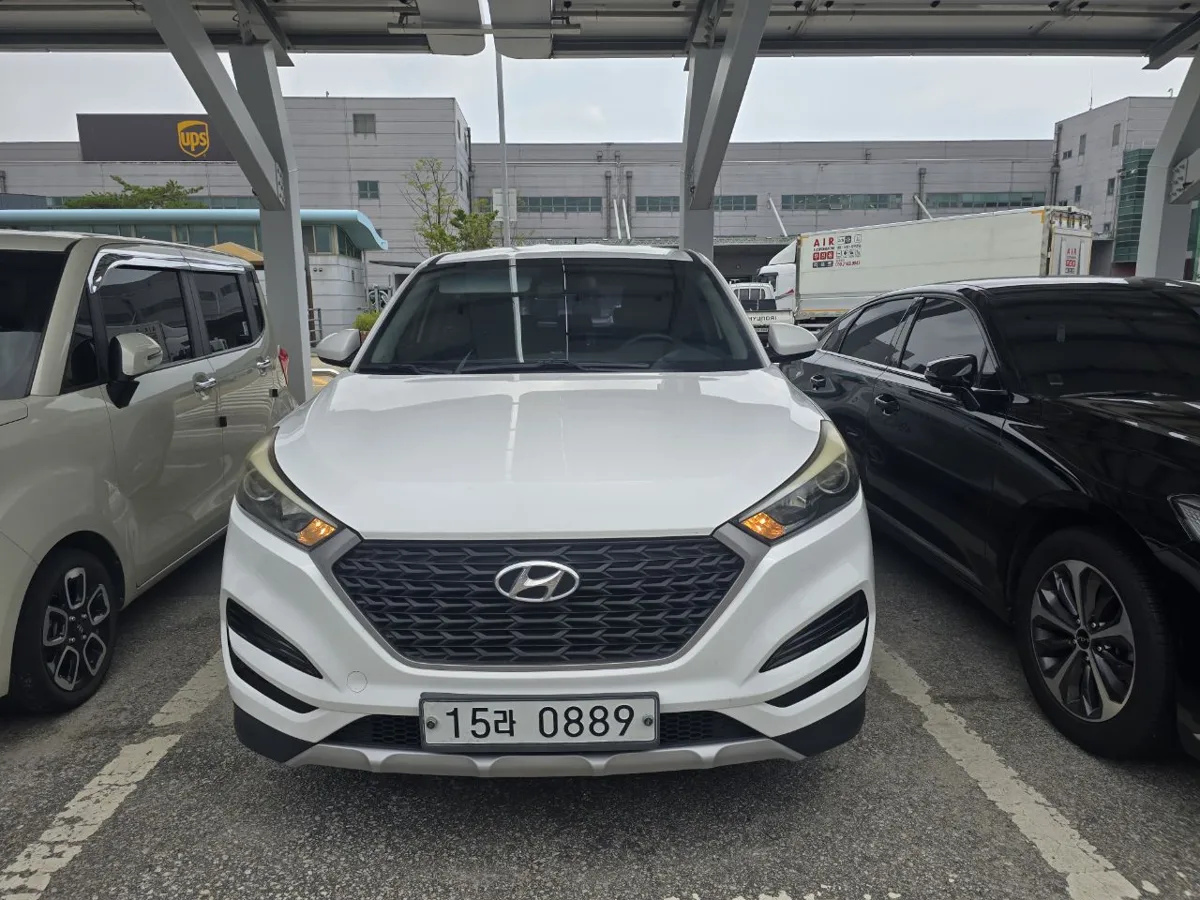 현대 투싼 1685cc 사진 1