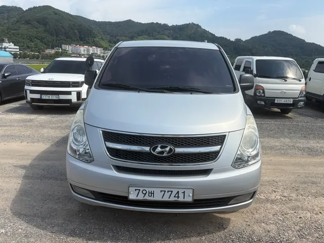 현대 중형차 그랜드 스타렉스 2497cc 사진 1