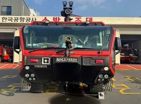 김해공항 소방차(G-STRIKER) 매각 사진 1