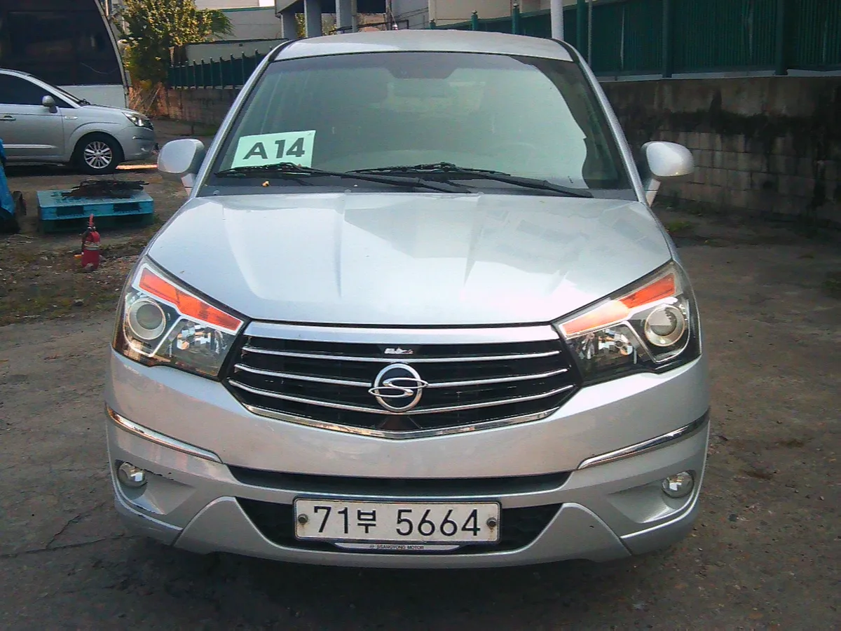 A14-코란도 투리스모, 71부**** (2WD) 사진 1