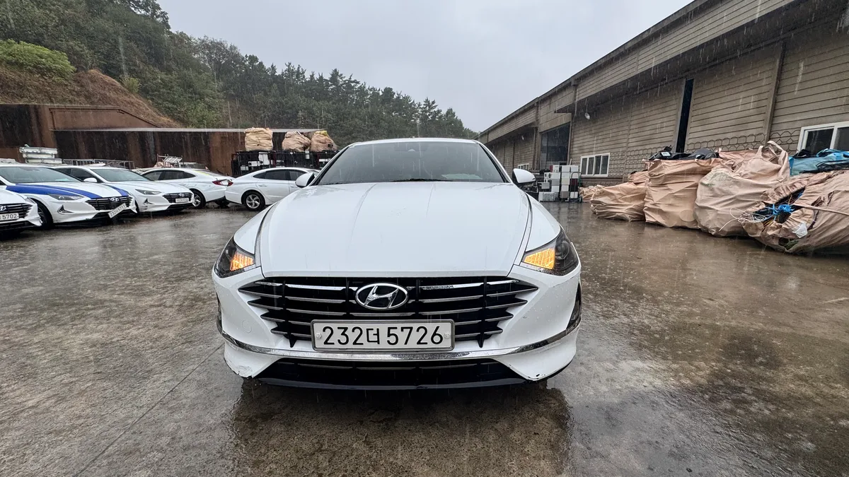 불용 순찰차 쏘나타DN8 2019년 232더**** 148,975KM 사진 1