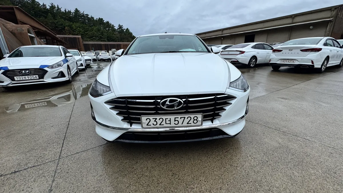 불용 순찰차 쏘나타DN8 2019년 232더**** 117,732KM 사진 1