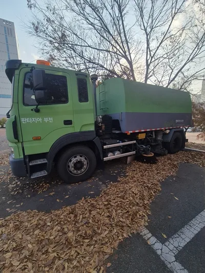 현대자동차 대형화물 신정6㎥진공노면청소차 9960cc 사진 5