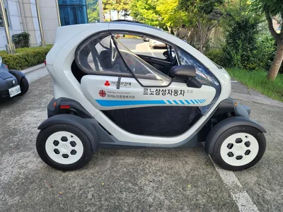 르노 전기차 TWIZY 129cc 사진 4