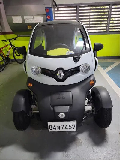 르노 경형 승용 TWIZY 129cc(전기)