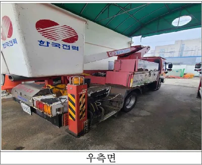 [불용차량 매각] 현대 중형 특수 동해절연고소작업차 3,933cc 사진 4
