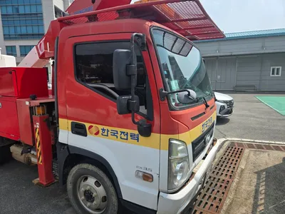 현대자동차 중형 특수 동해절연고소작업차 3933cc 사진 4