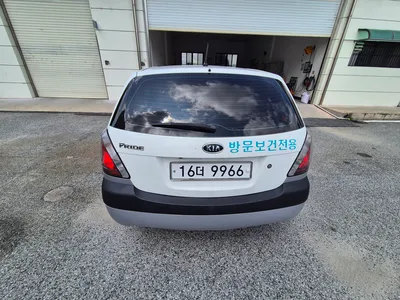 기아 소형차 프라이드 1399cc 사진 2