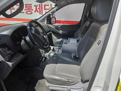 현대 중형승합 성우 그랜드스타렉스 특수구급차 2497cc 사진 3