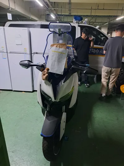 야마하 이륜차 XMAX 300cc 사진 4