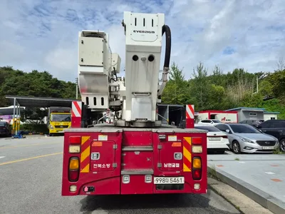대우자동차 대형특수 에버다임굴절탑소방차 7,640cc 사진 2