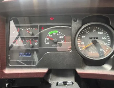 현대 중형 승합 이-에어로타운 5899cc 사진 3